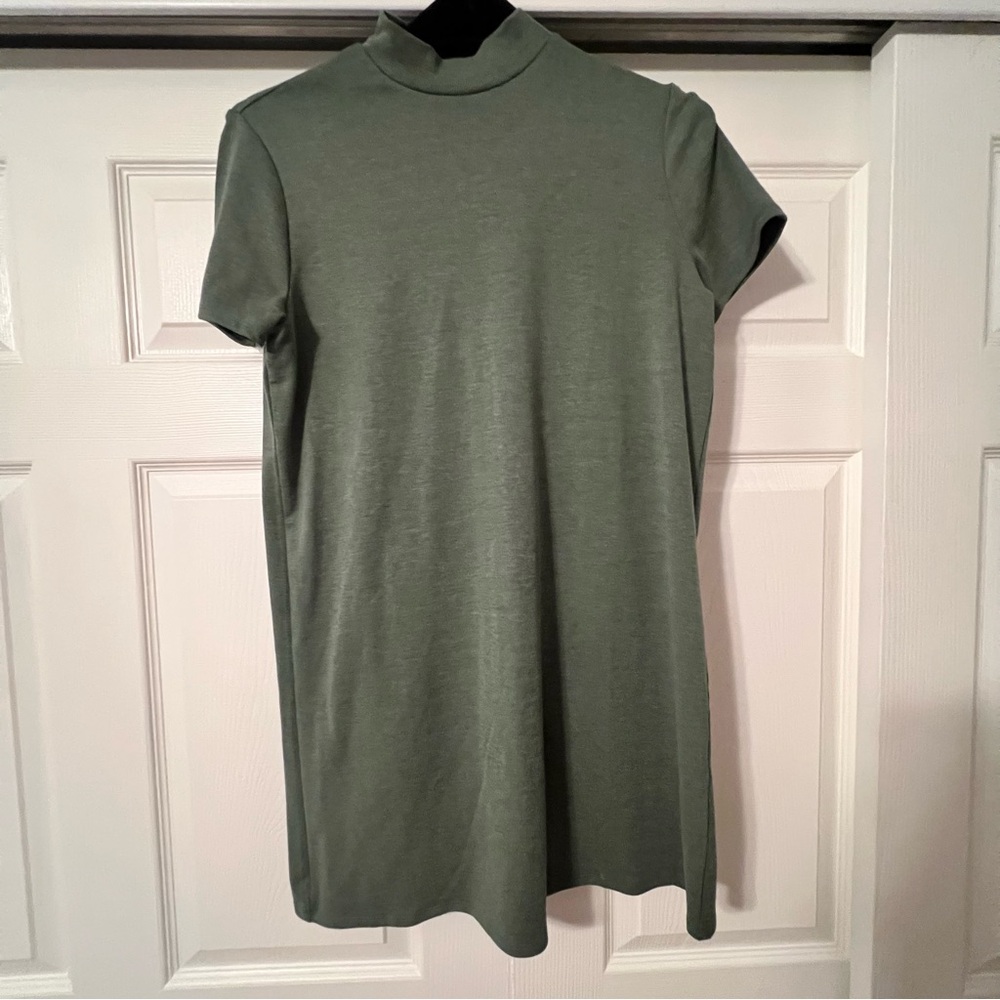 Forever 21 Olive Ribbed Turtleneck Top